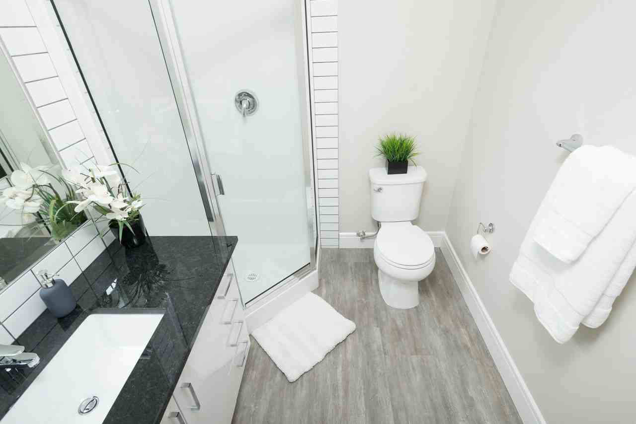 St Claire - Photo 7 of 18