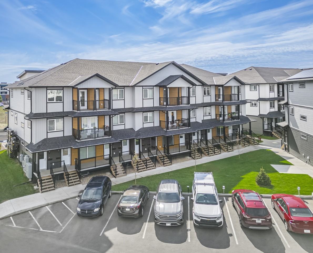 Willow Grande Estates - Photo 3 of 9