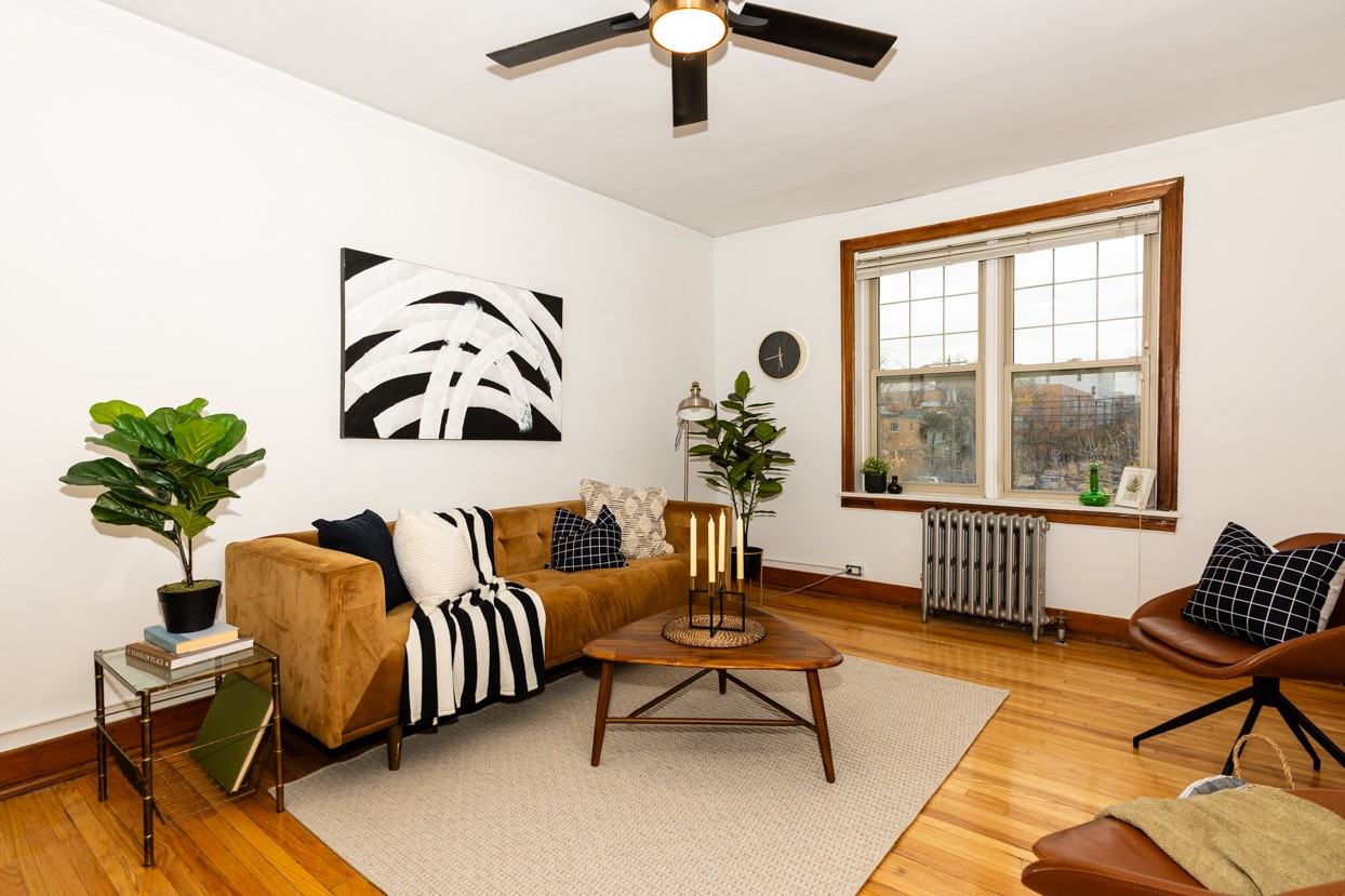 370 Stradbrook Avenue - Photo 2 of 22