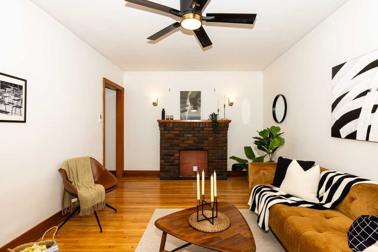 370 Stradbrook Avenue - Photo 4 of 22