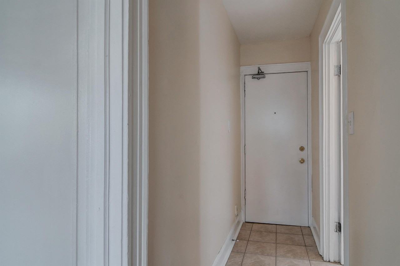 Donlands Apartments - Photo 5 of 12