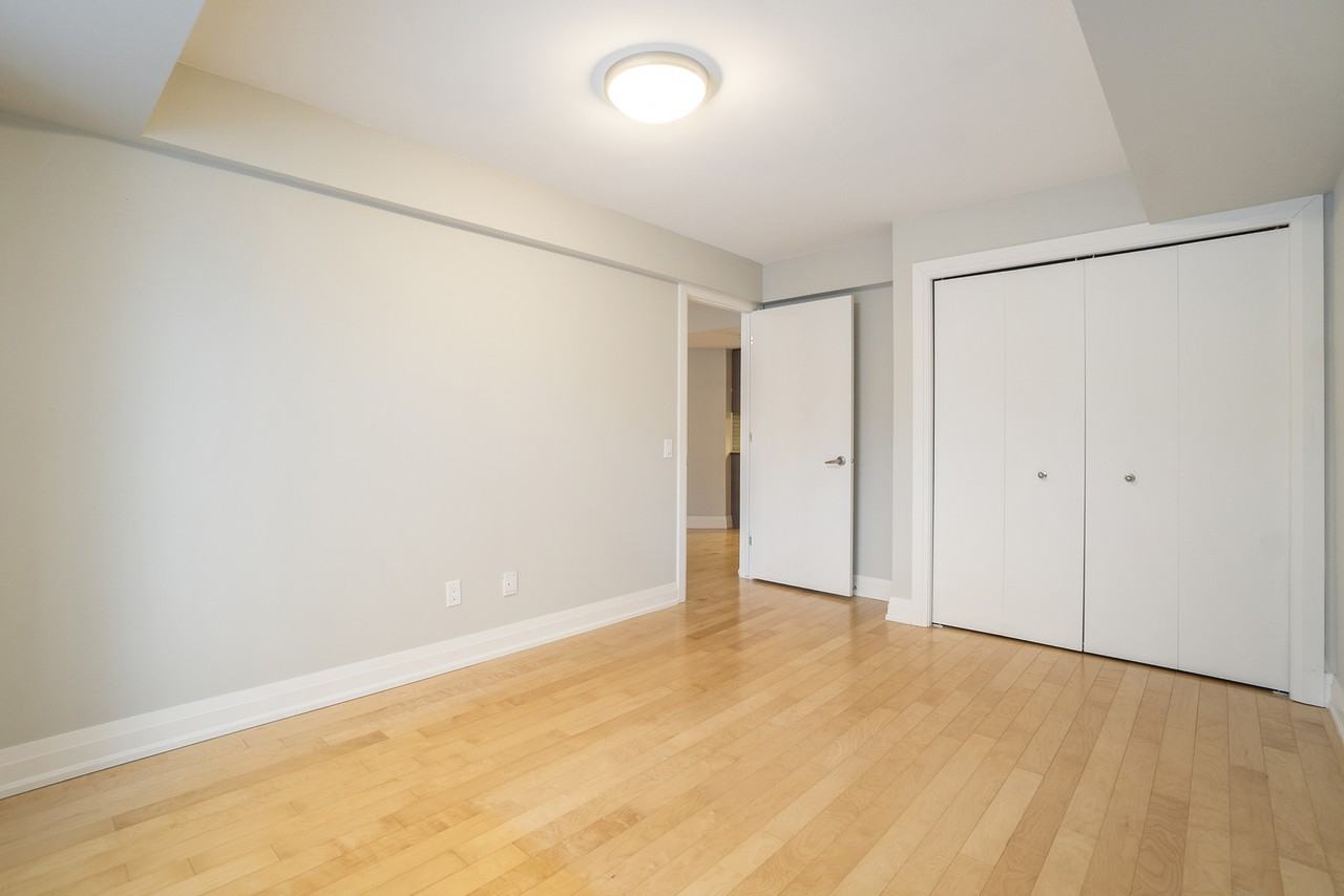 Tweedsmuir Lofts - Photo 7 of 20