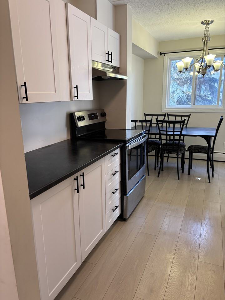 18 Schemmer Bay - Photo 5 of 50