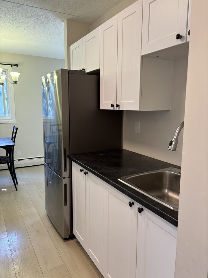 18 Schemmer Bay - Photo 6 of 50