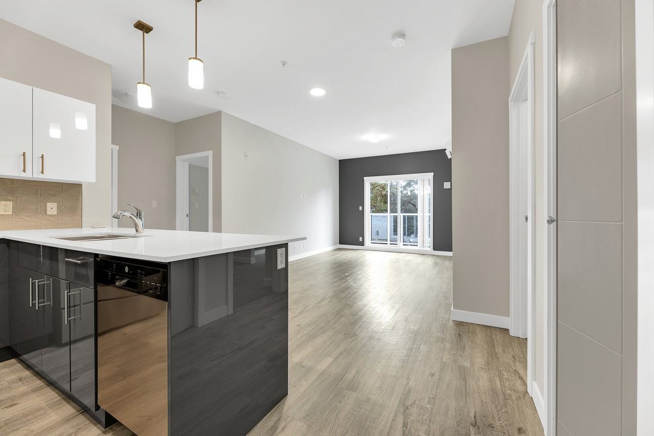 Hedstrom House - Photo 4 of 10