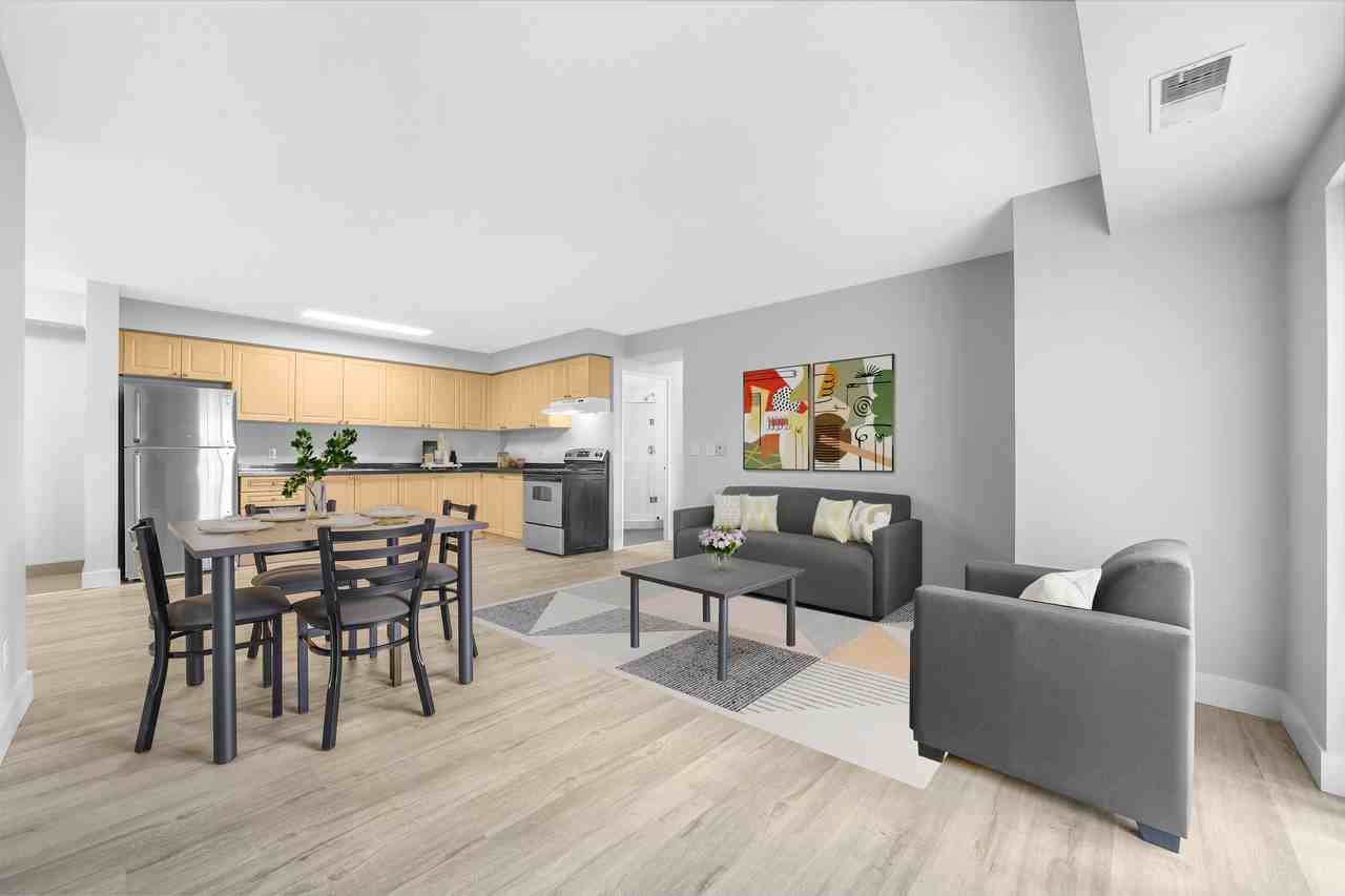 345 King Street North - Photo 4 of 34