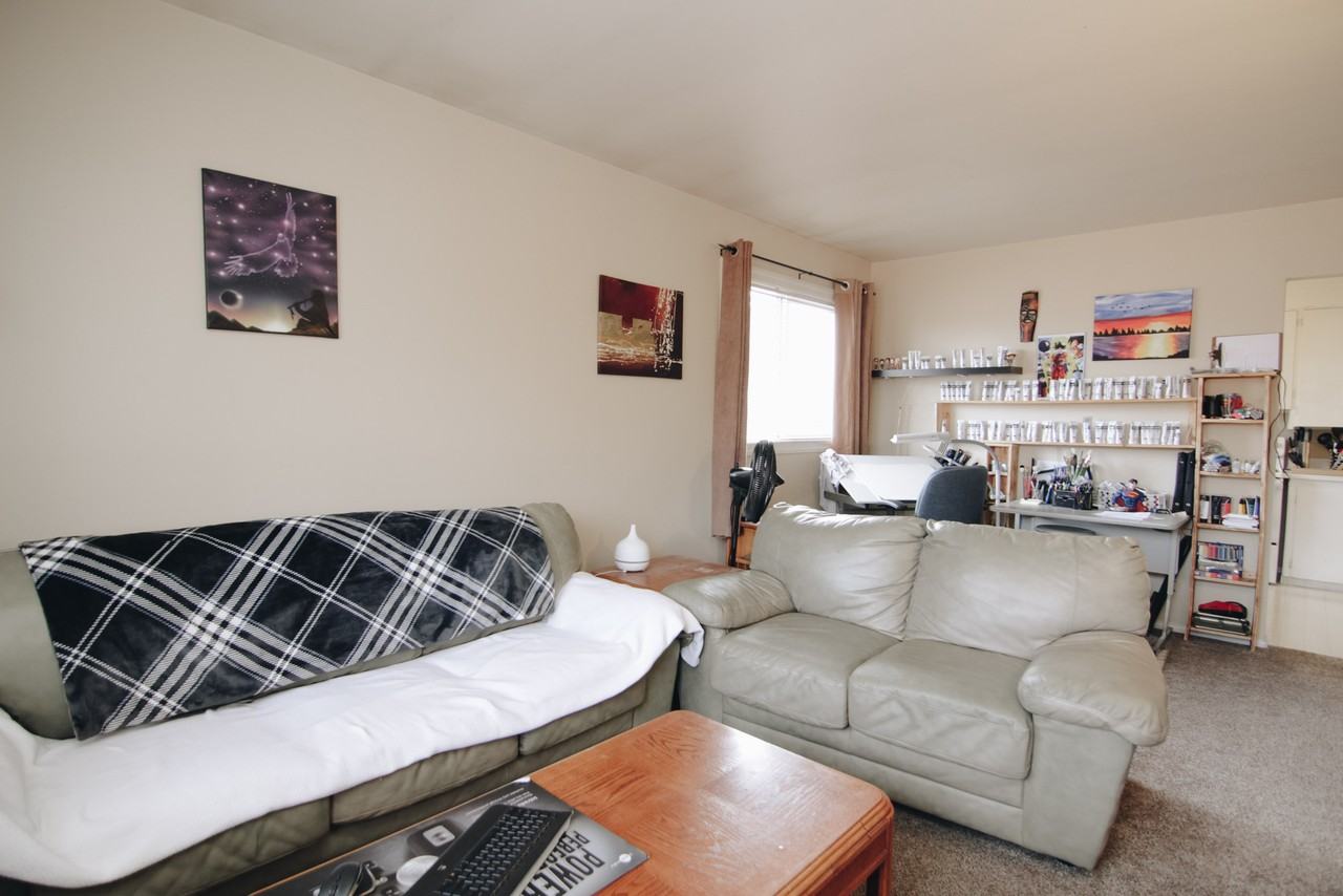 2834 Parliament Ave - Photo 7 of 11