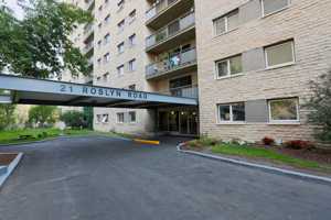 featured image of 21 Roslyn Rd