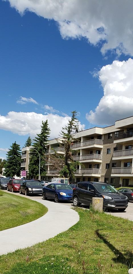 Ridgewood Court - Photo 6 of 23