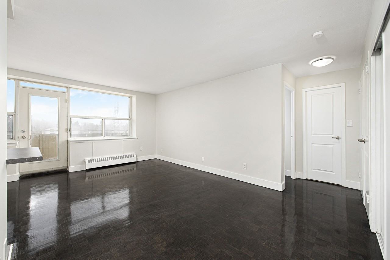 70 Rexdale Blvd - Photo 2 of 14