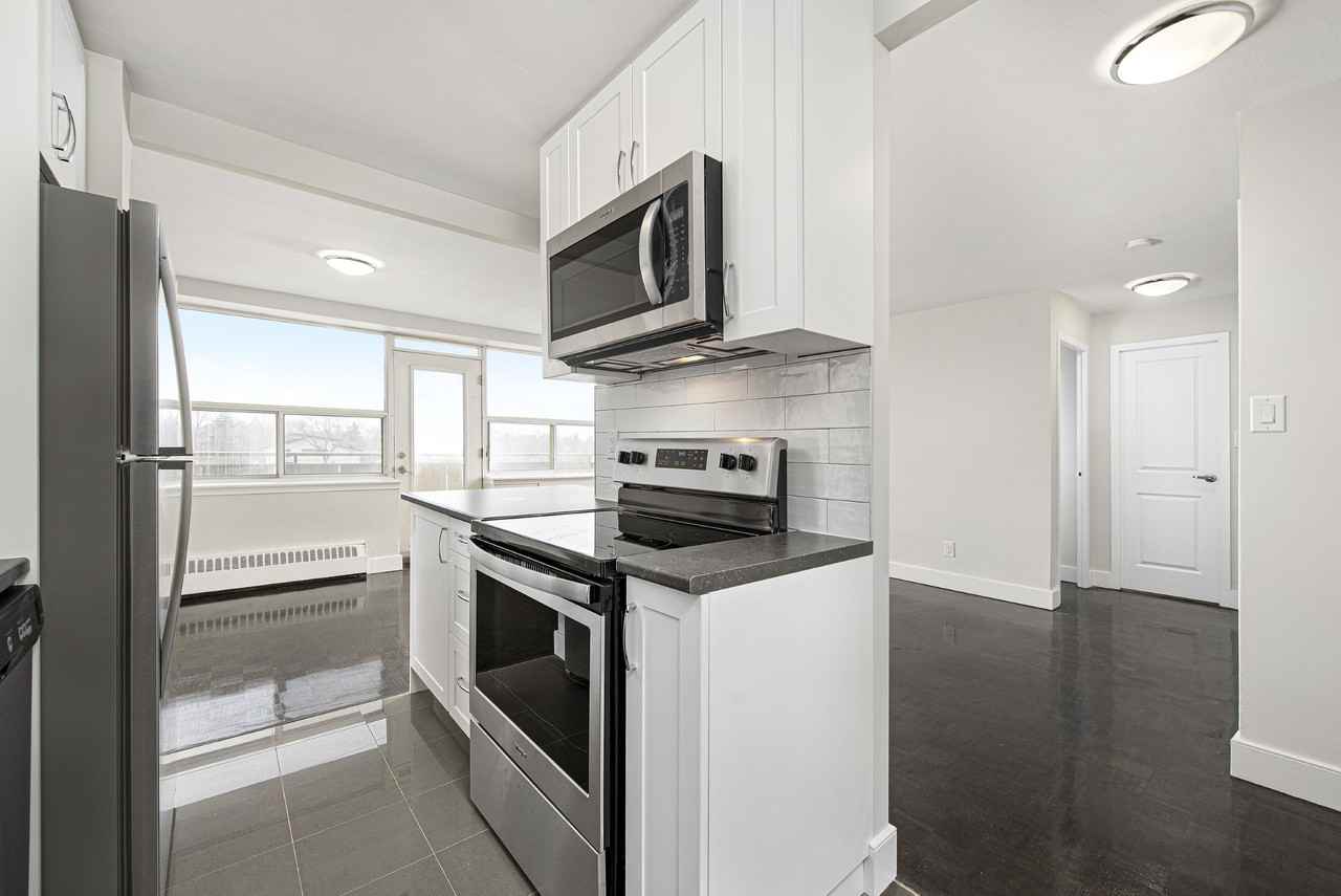 70 Rexdale Blvd - Photo 3 of 14