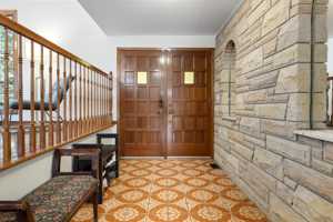 featured image of 1545 Prince Of Wales Dr