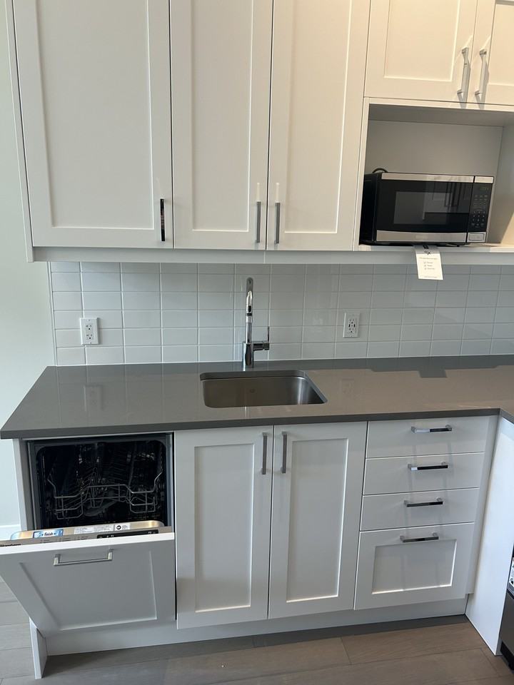 108-360 Deschâtelets Avenue - 108 - Photo 3 of 16