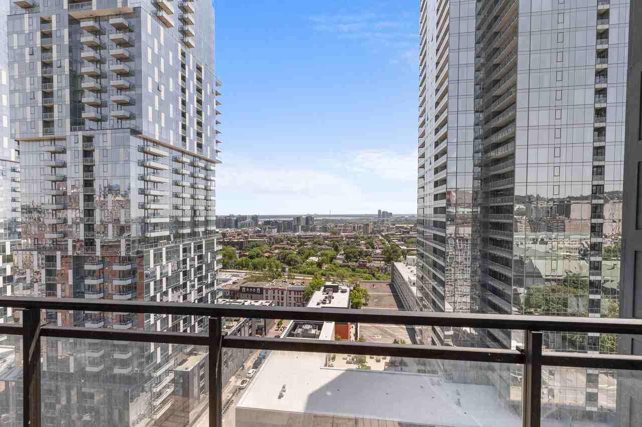 1160 Mackay - Photo 5 of 6