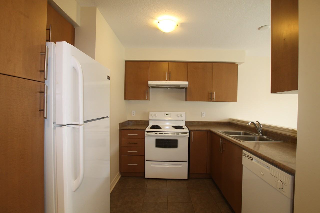 44 Waterford Drive - Photo 7 of 16