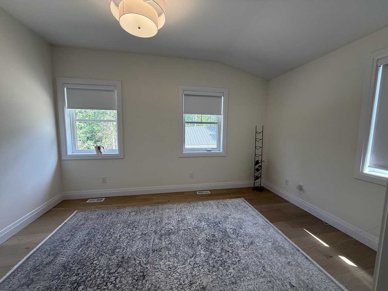 881 Laird Rd West - Photo 6 of 12