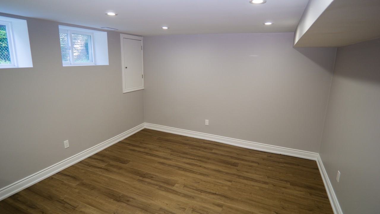 16 Armour Drive, Welland - Photo 6 of 11