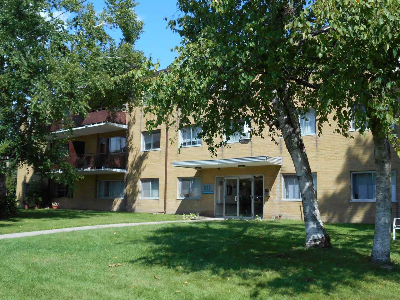 Reedaire Court Apartments - Photo 2 of 21