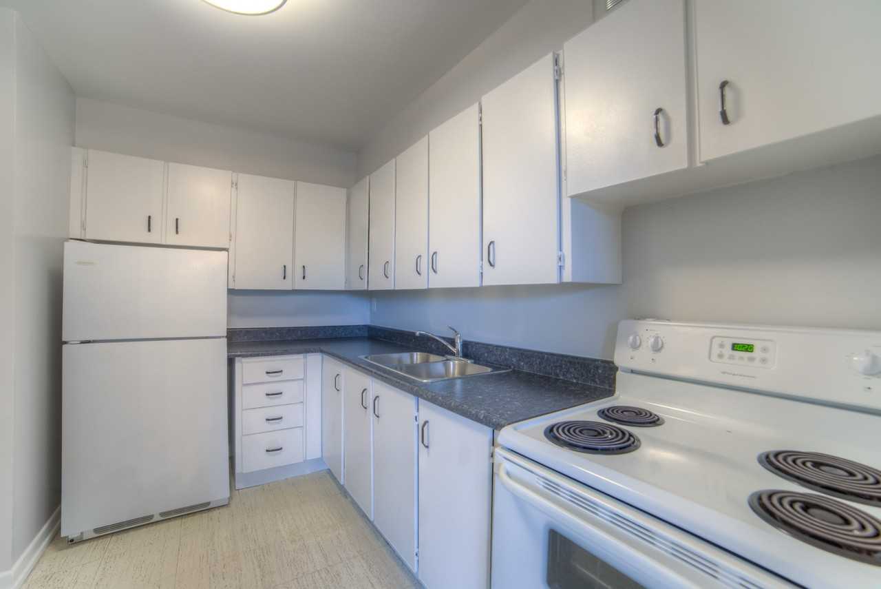 Reedaire Court Apartments - Photo 4 of 21