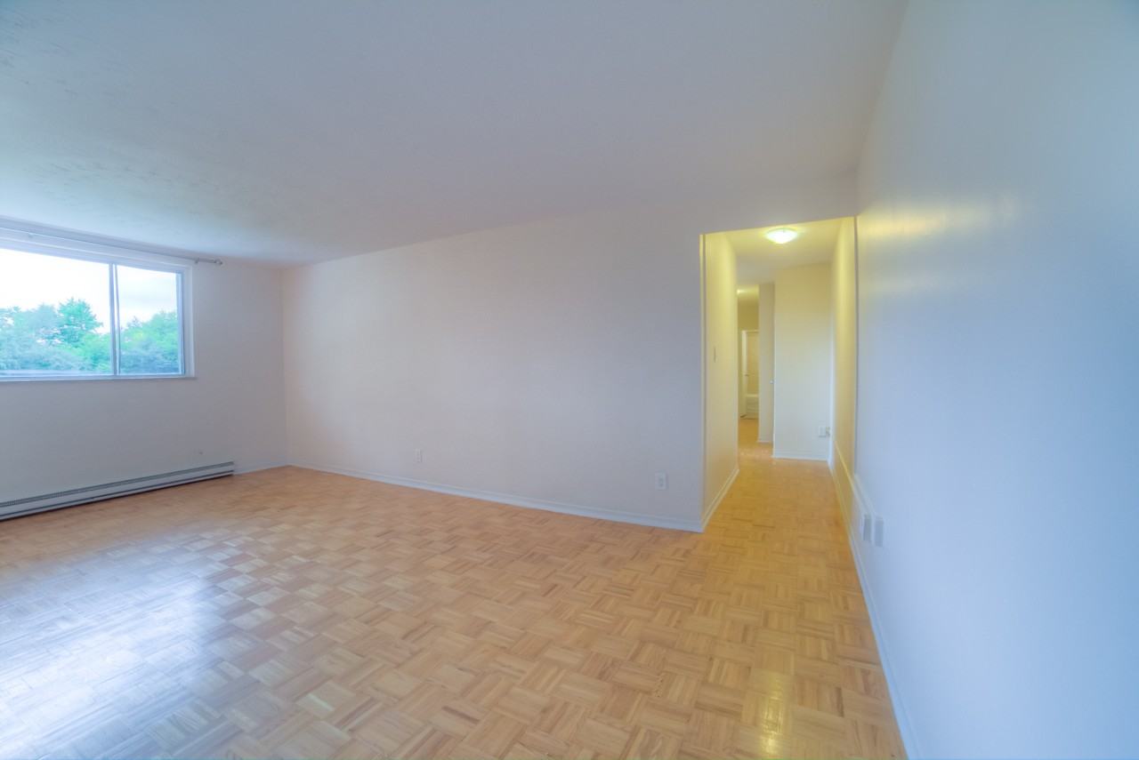 Reedaire Court Apartments - Photo 5 of 19