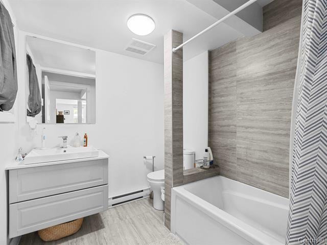 3495 Chapleau - Photo 7 of 10