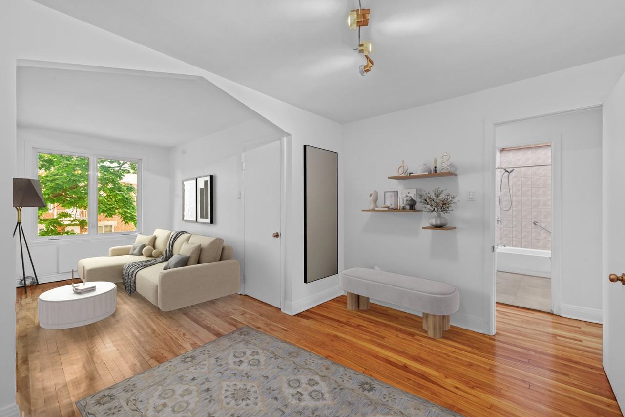 2510 Tillemont - Photo 4 of 8