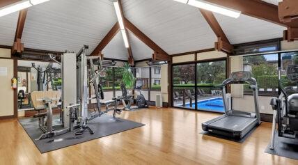 Willow Gardens Apartments - Photo 4 of 17