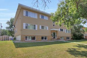 featured image of 425 17th Ave E