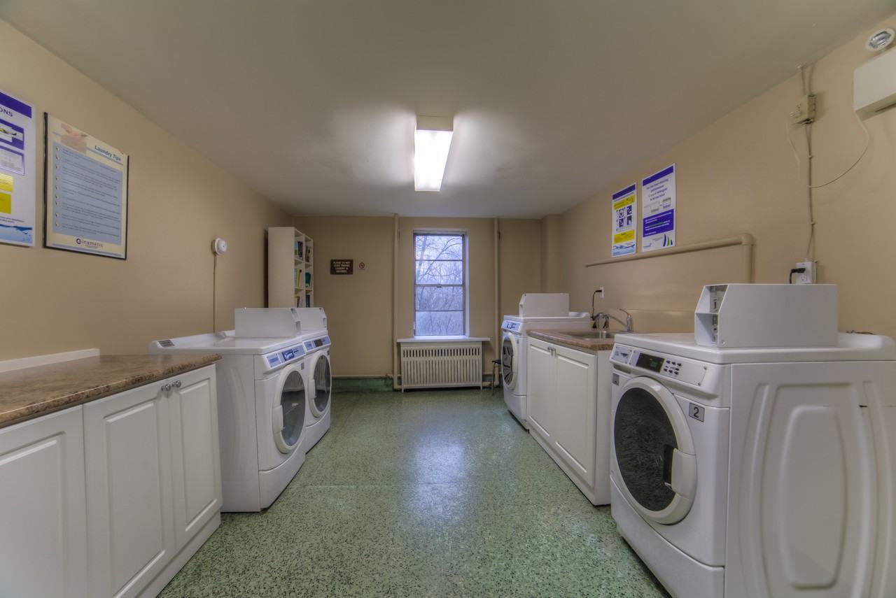 Riverview Plaza - Photo 5 of 9