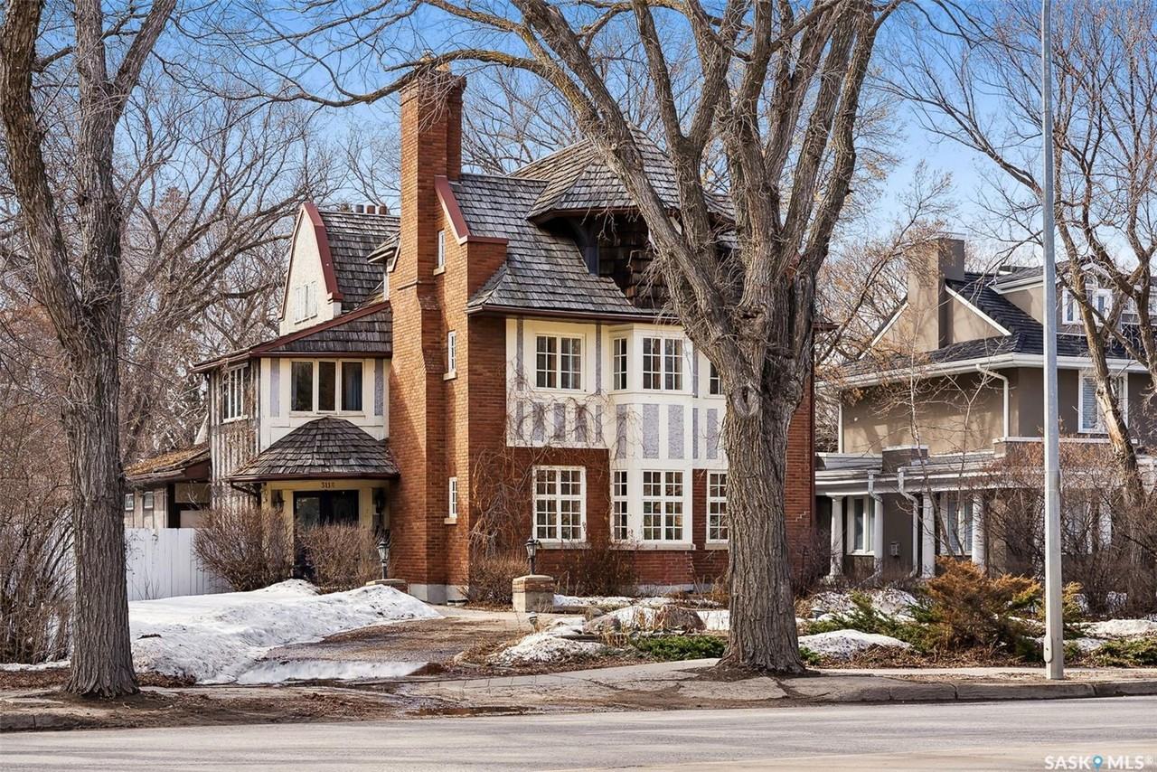 3118 Albert Street - Photo 2 of 2