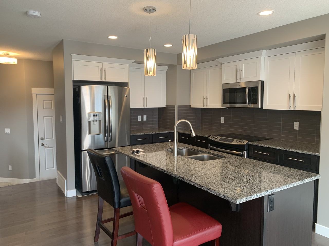 261 Sturtz Bend, Leduc, Alberta, Canada, T9E 0E6 - Photo 5 of 16