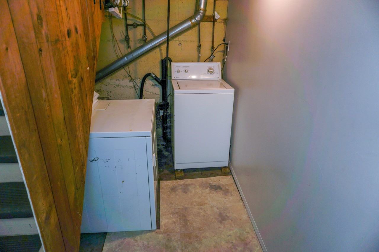 2712 Sinton Avenue - Photo 5 of 12