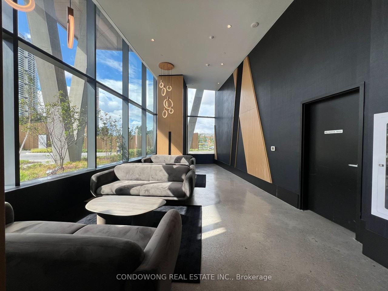 CG Tower Condos [2920 Highway 7 Vaughan] - Photo 4 of 36