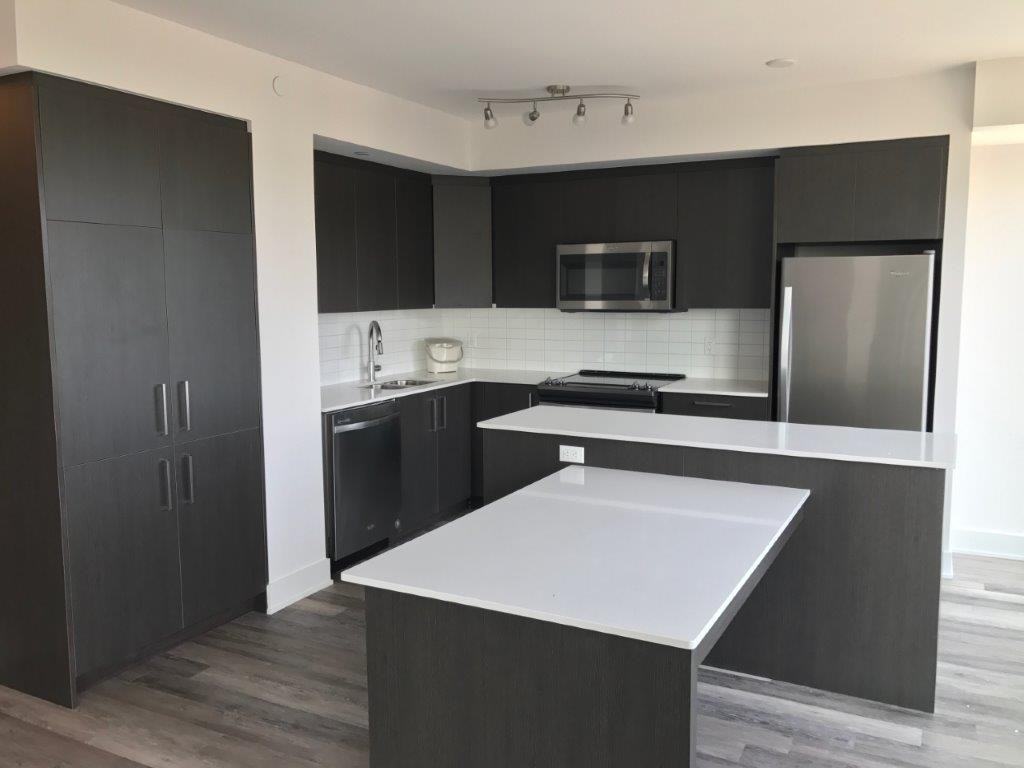 714 - 411 Mackay - Photo 3 of 8