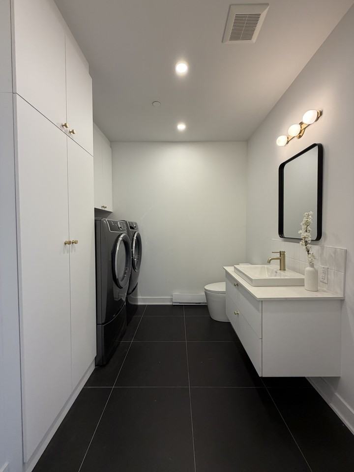 286 St. Paul West - Photo 6 of 39