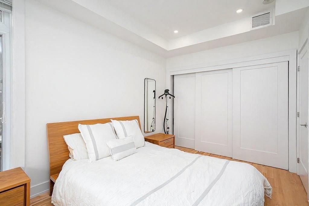 9 Wilton Crescent - Photo 2 of 12