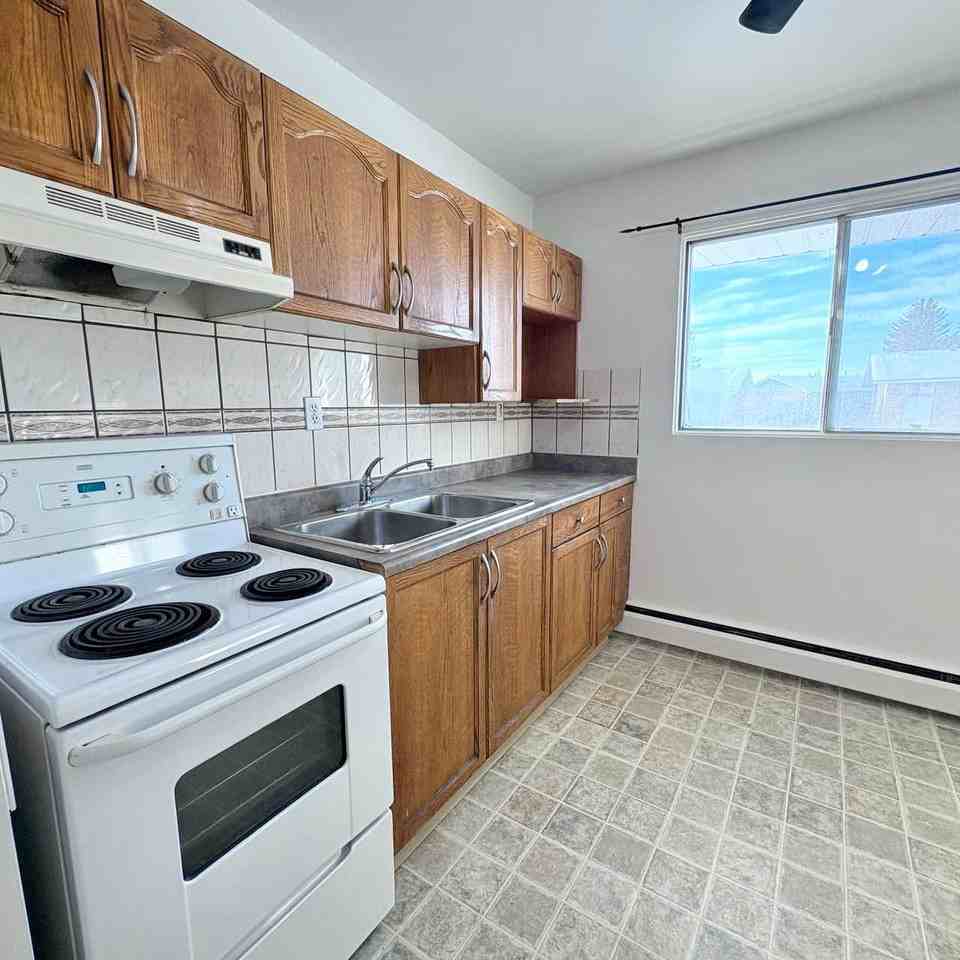 Glencadam Court - Photo 7 of 21