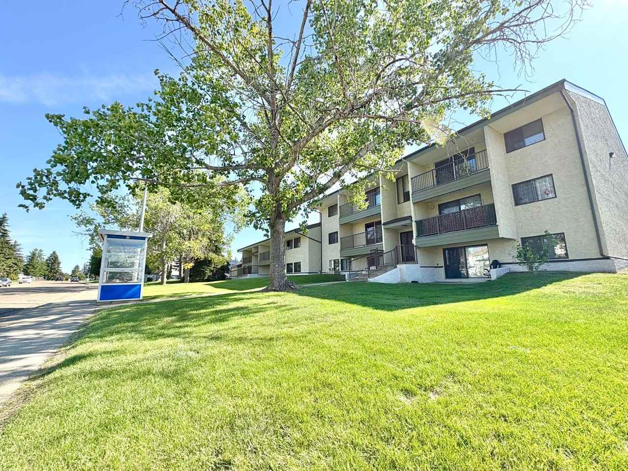 Greenview Apartments - Photo 4 of 18