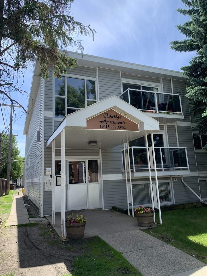 Oakridge Apartments - Photo 3 of 17