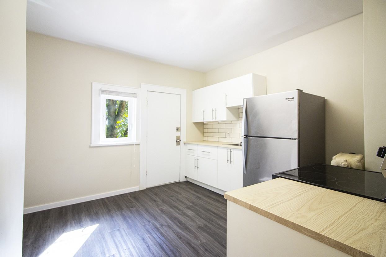 199 Overdale Street - Photo 3 of 13