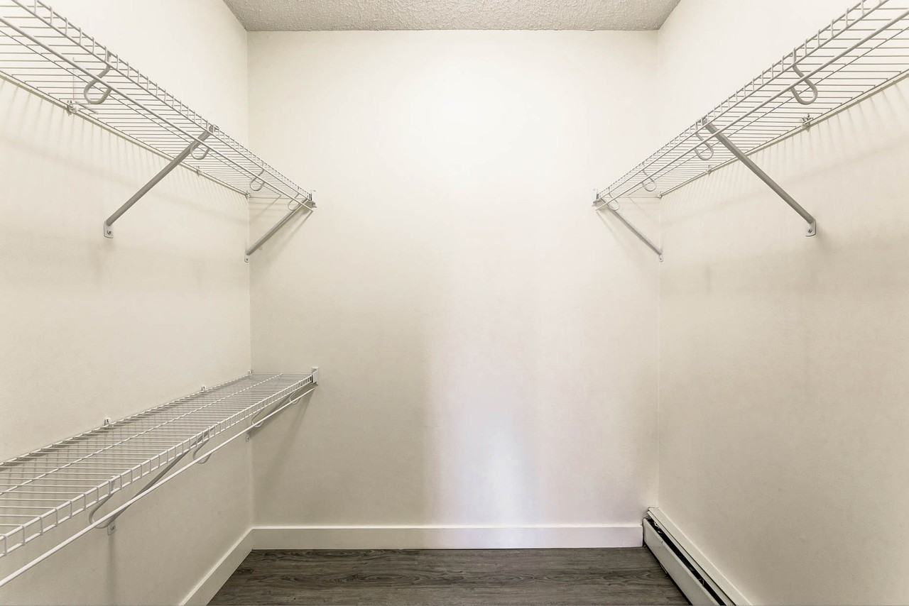 Primrose Lane Apartments - Photo 7 of 23