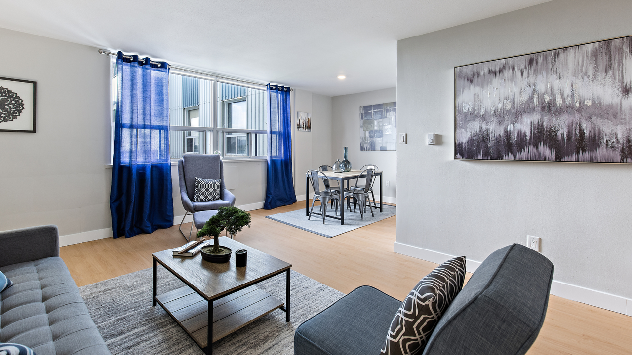 1577 Lawrence Avenue West - Photo 7 of 19