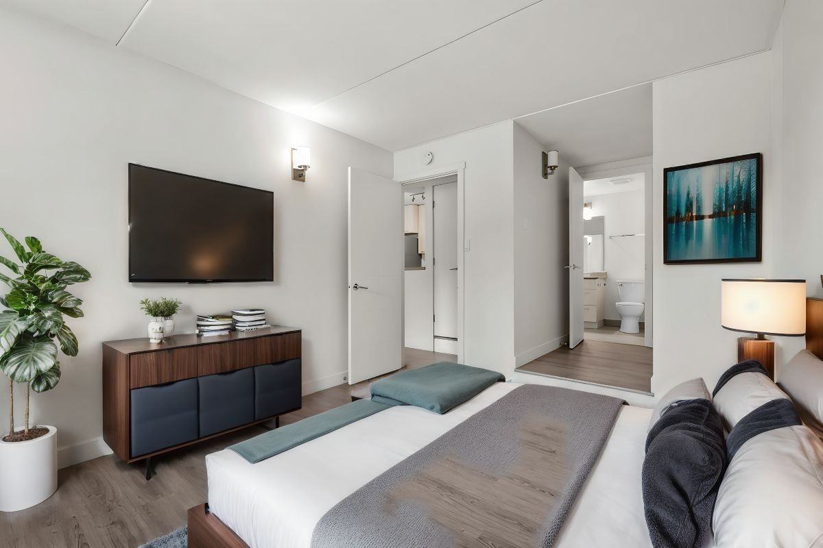 Penthouse Apartments - Photo 5 of 20