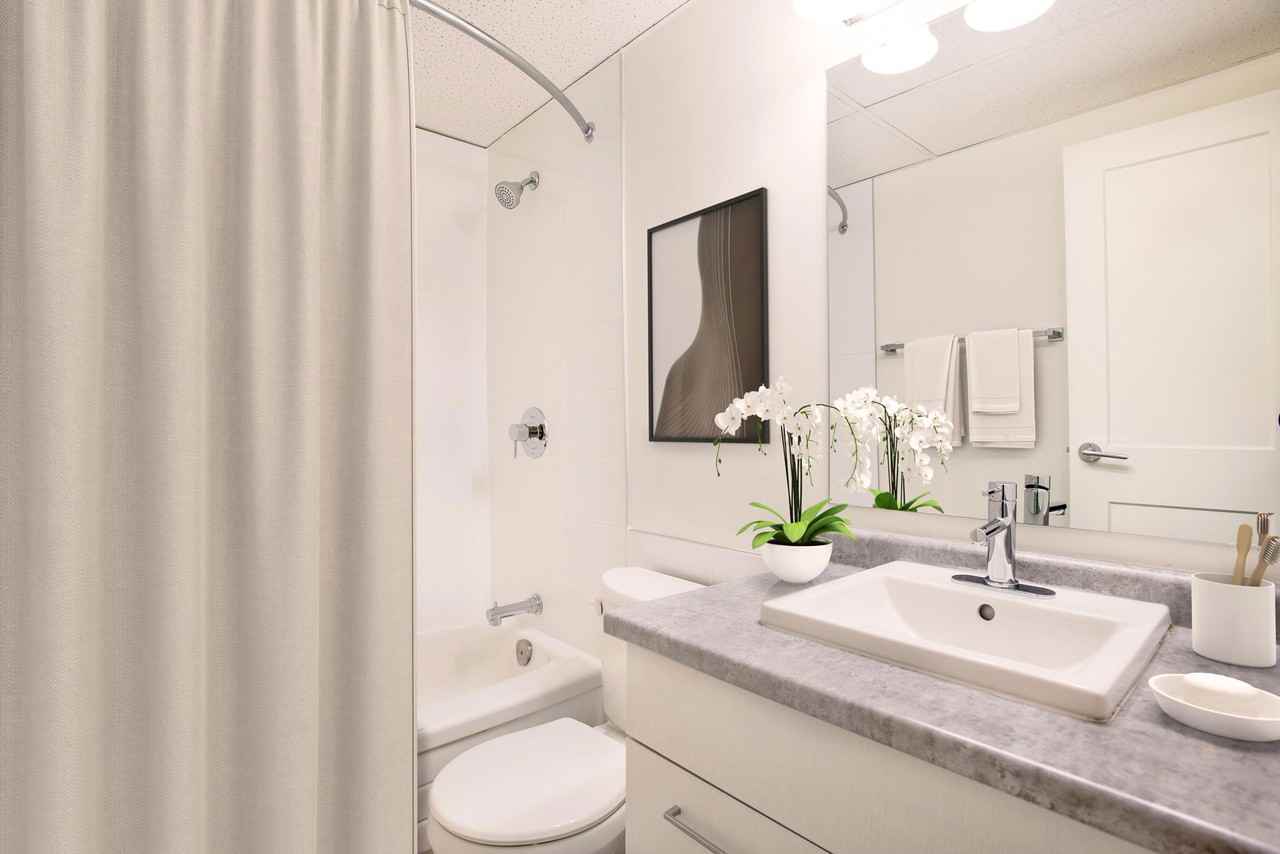 Landmark Towers - Photo 3 of 14