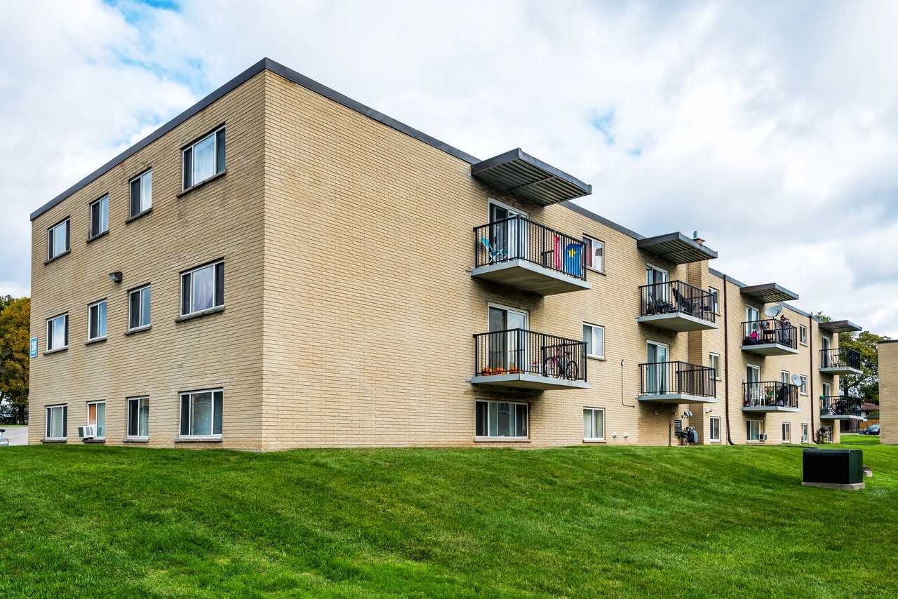 Meadowcrest Apartments - Photo 6 of 6