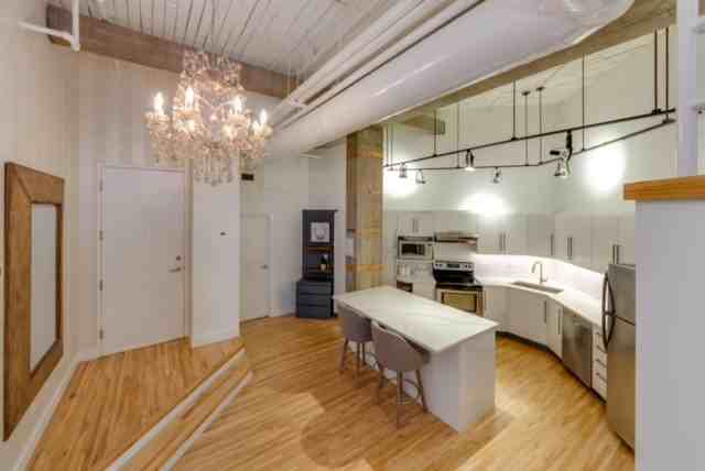 10330 104 Street - Photo 7 of 47