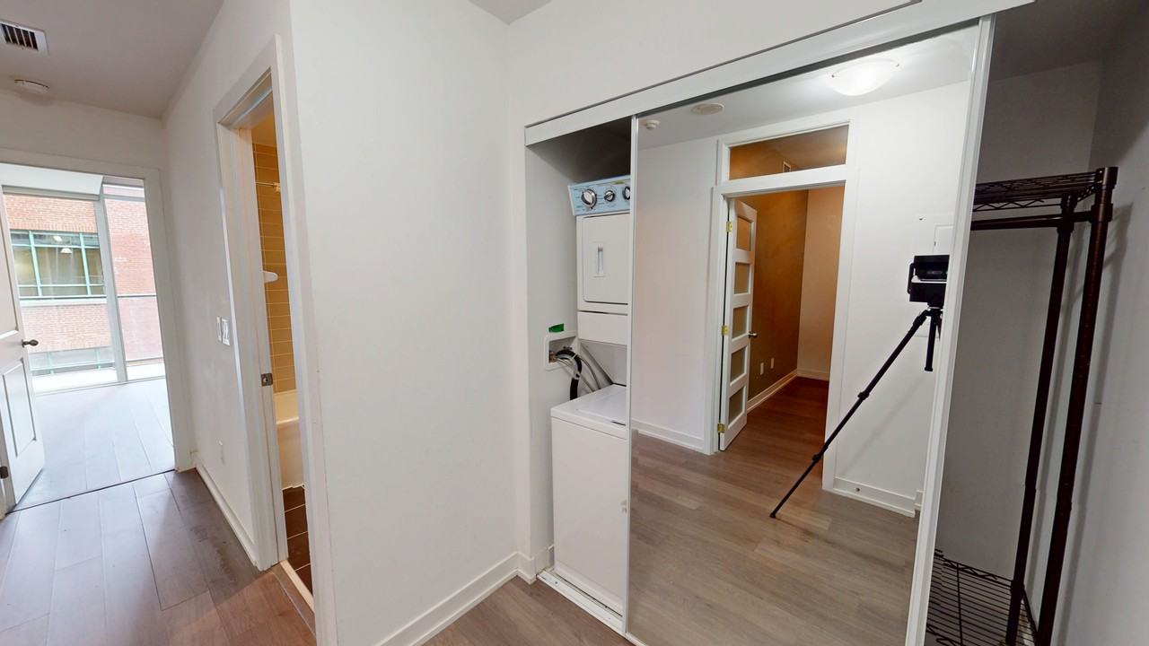 POST HOUSE CONDOS - Photo 5 of 36