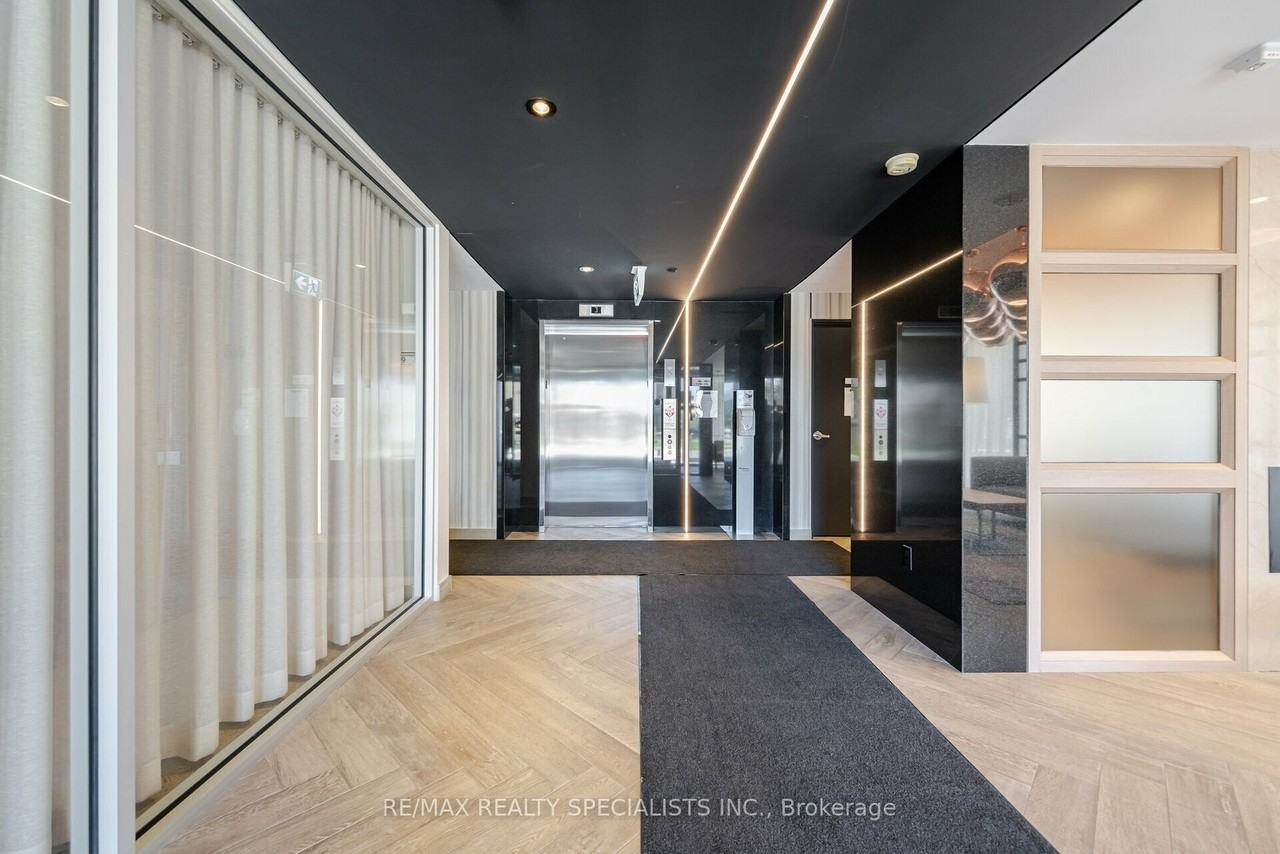 Trafalgar Landing [150 - Photo 4 of 10