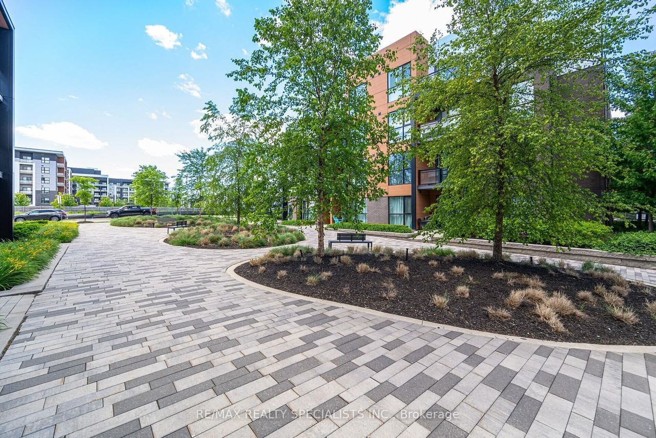 Trafalgar Landing [150 - Photo 5 of 10