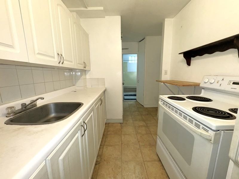 534 Finlayson St. - Photo 4 of 12